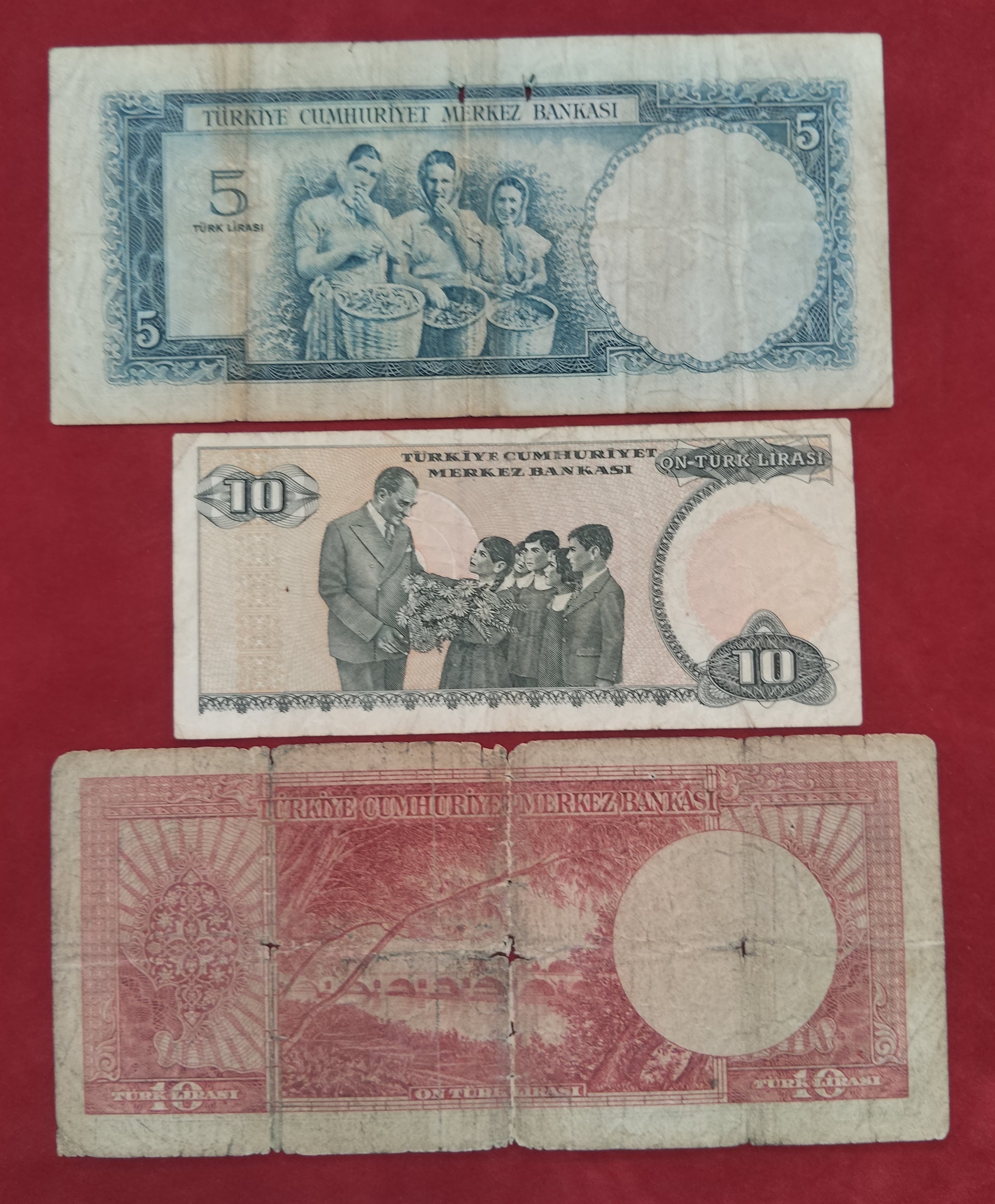 CENTRAL BANK OF TURKEY 5 ,10  LIRA (D608)