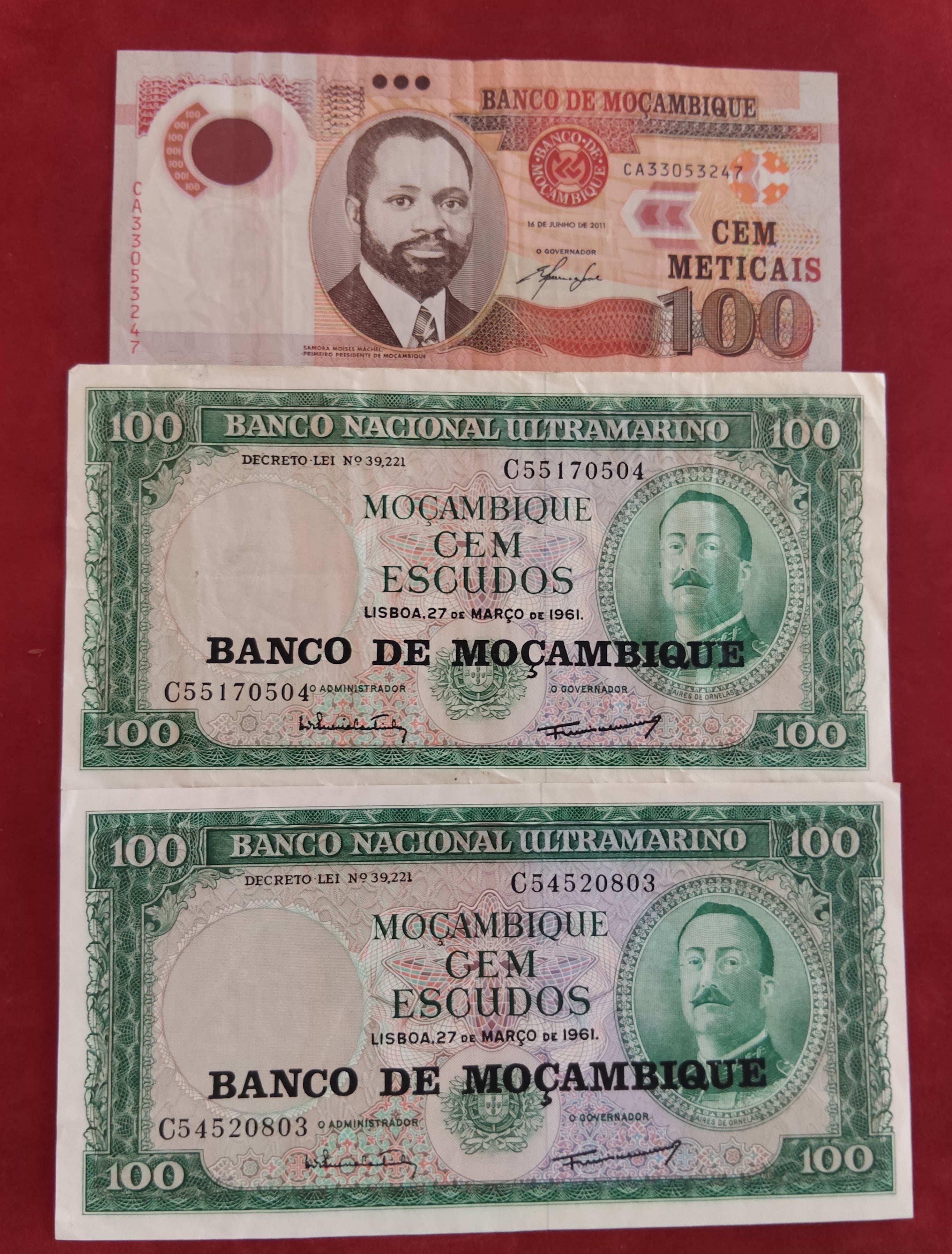 BANK OF MOZAMBIQUE 100 ESCUDOS (V431)