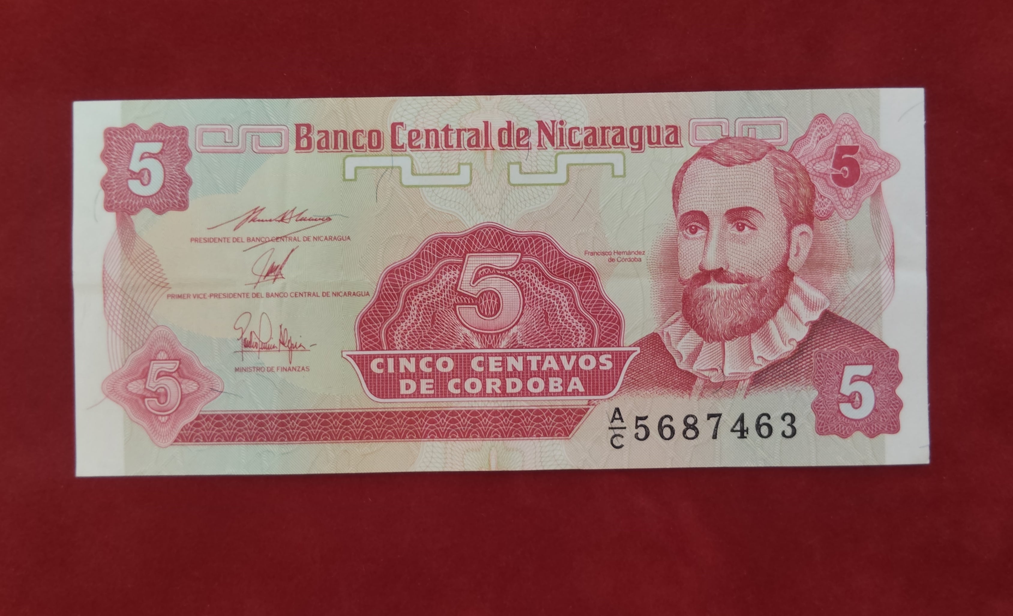 CENTRAL BANK OF NICARAGUA 5 CENTAVOS (D698)