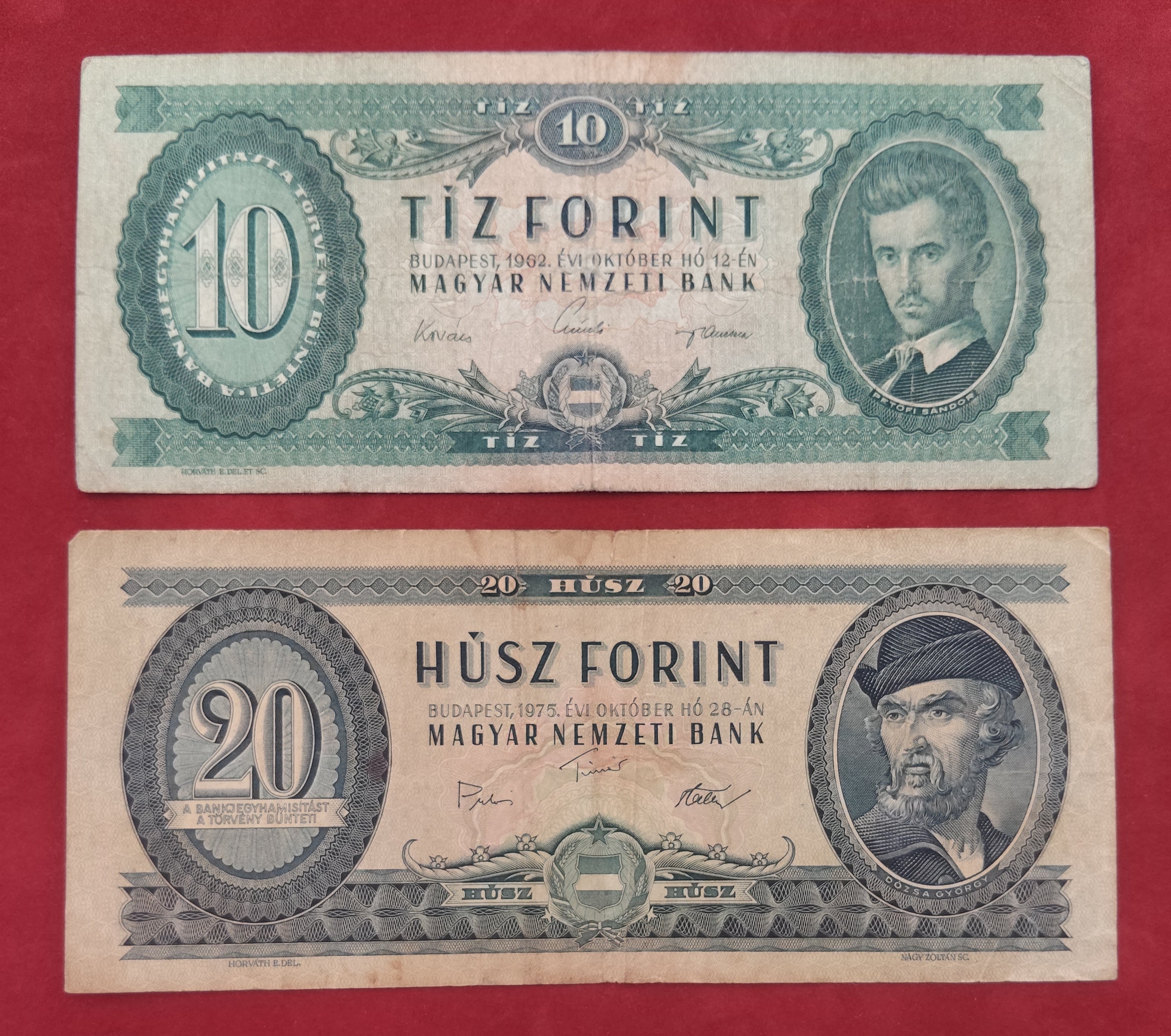 NATIONAL BANK OF HUNGARIAN 10 ,20 FORINT (D462)