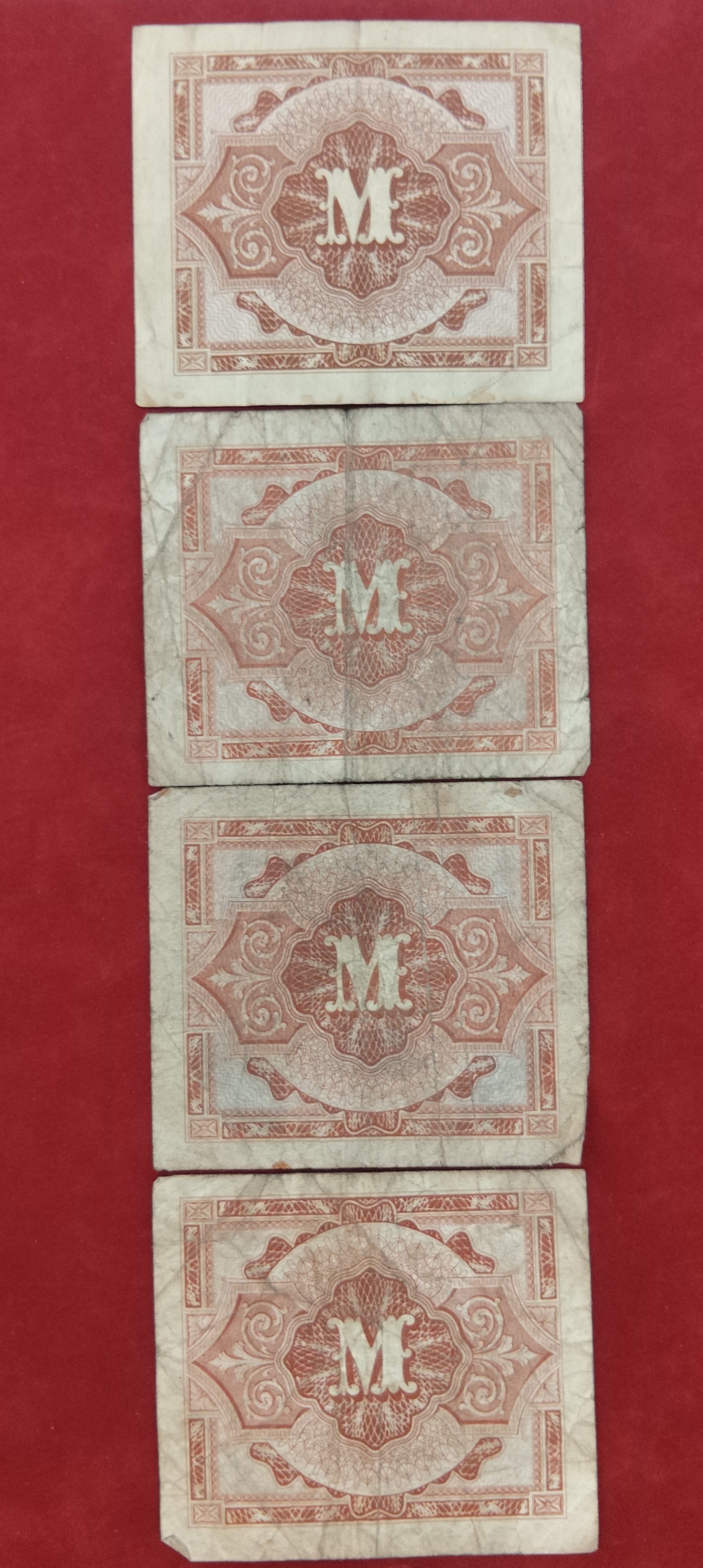 BANK OF  ALLIED MILITARY COMMAND   1/2 ,1 MARK 2 ,5 ,10 LIRE (1076)