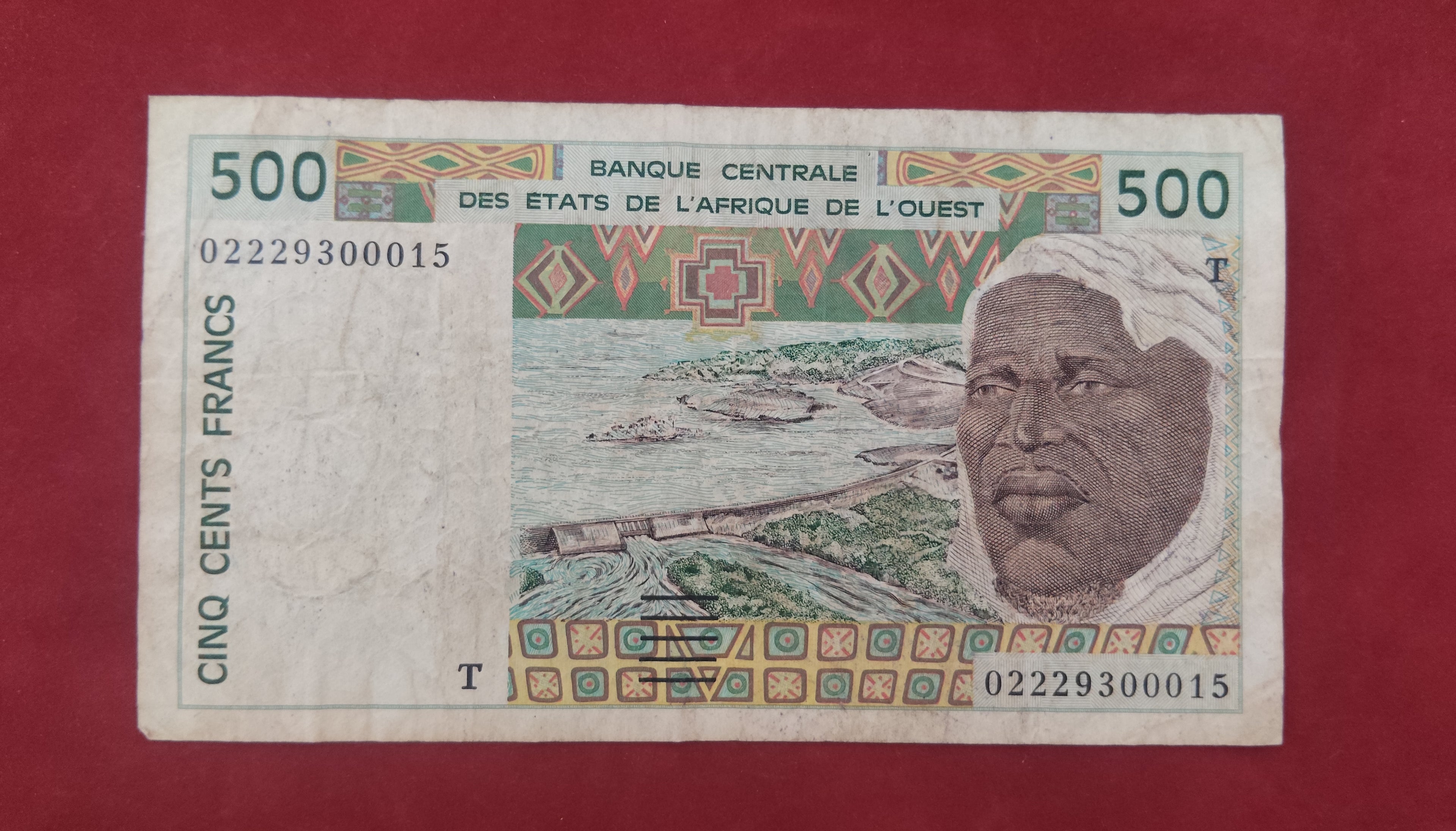 CENTRAL BANK OF WEST AFRICAN STATES 500 FRANCS (1046)