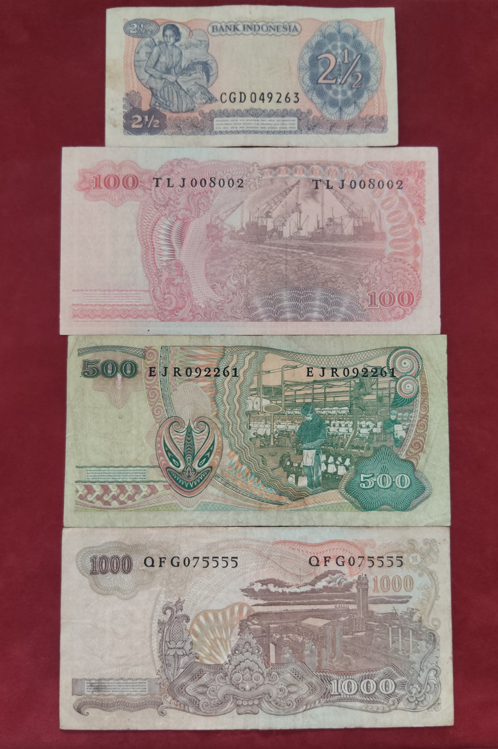 BANK OF INDONESIA 2 1/2 ,100 ,500 ,1000 RUPIAH (D52)