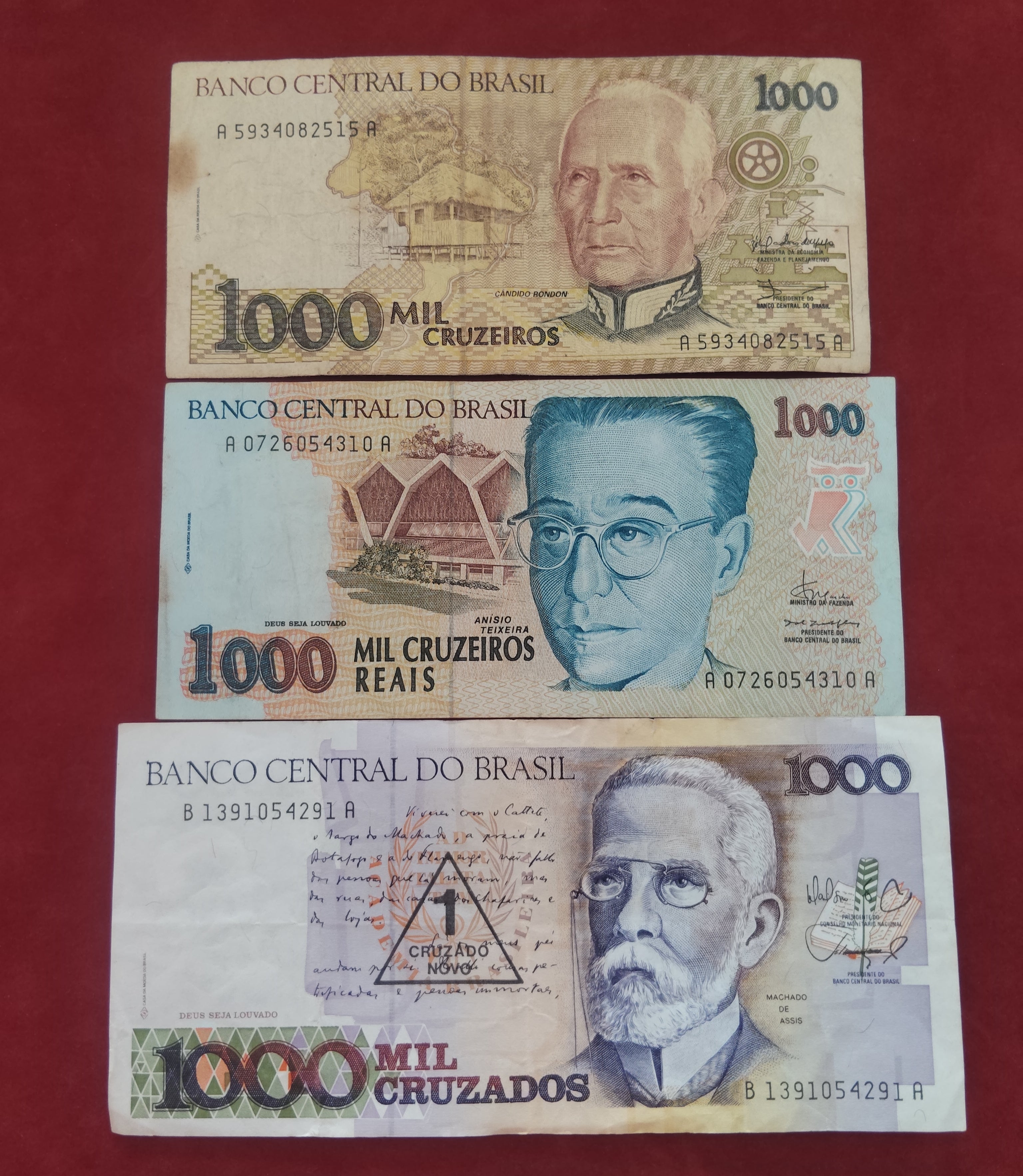 CENTRAL BANK OF BRASIL 1000 CRUZEIROS (D537)
