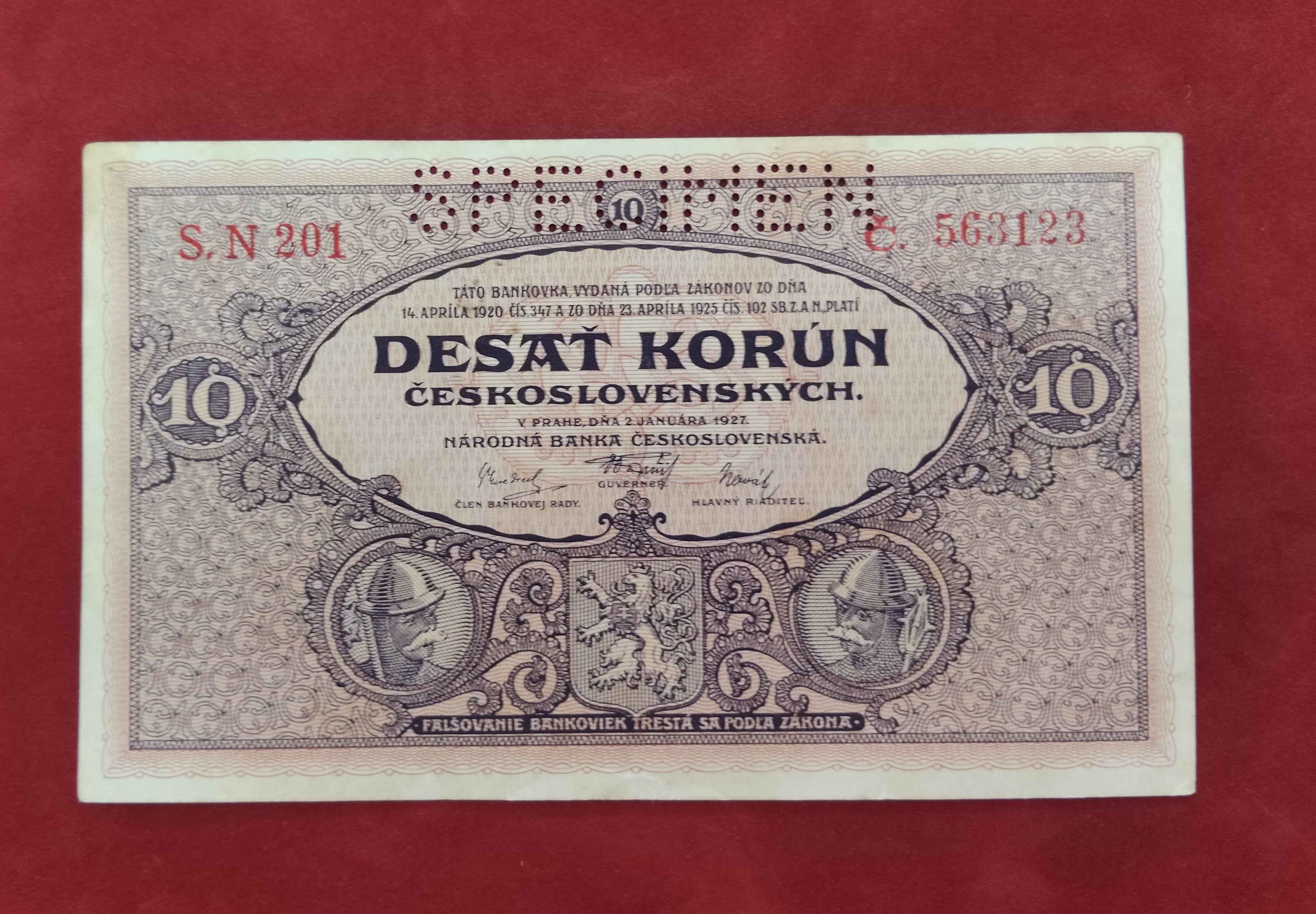 NATIONAL BANK OF CZECHOSLOVAKIA 10 KORUN (Y017)