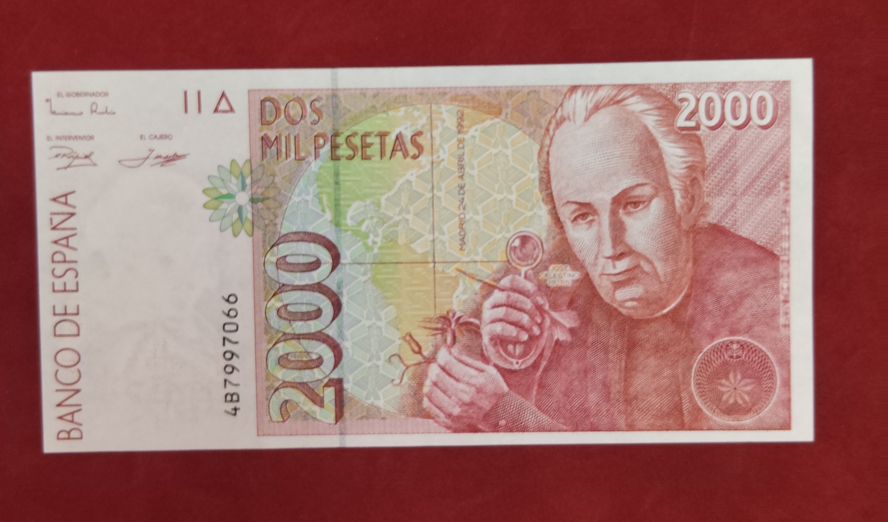 BANK OF SPAIN 2000 PESETAS (520)