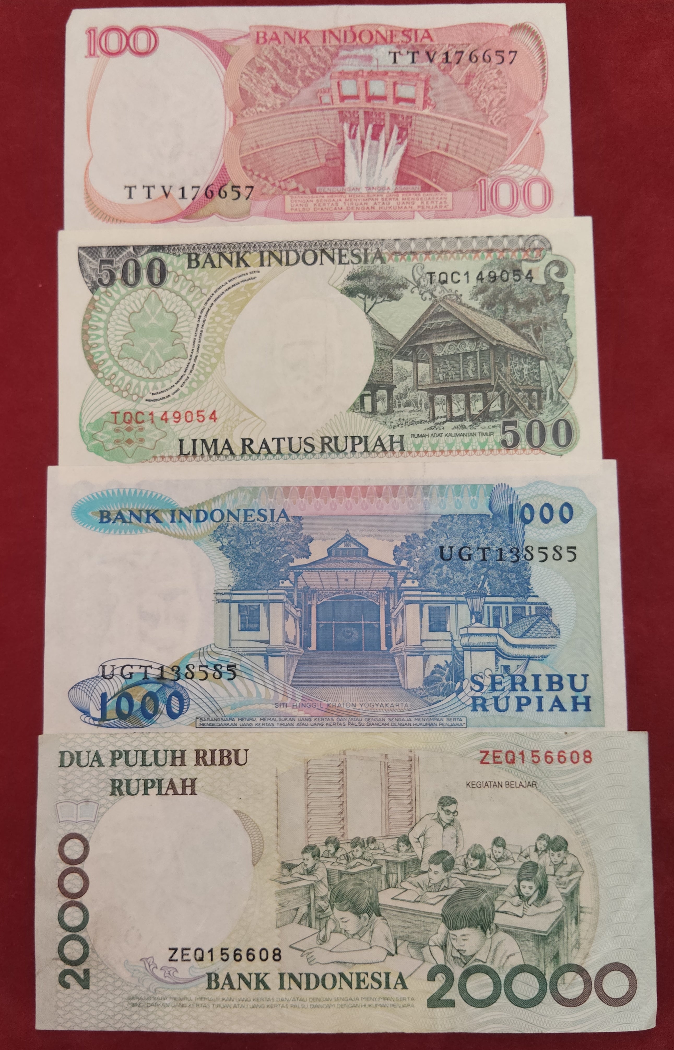 BANK OF INDONESIA 100 ,500 ,1000 ,20000 RUPIAH (D579)