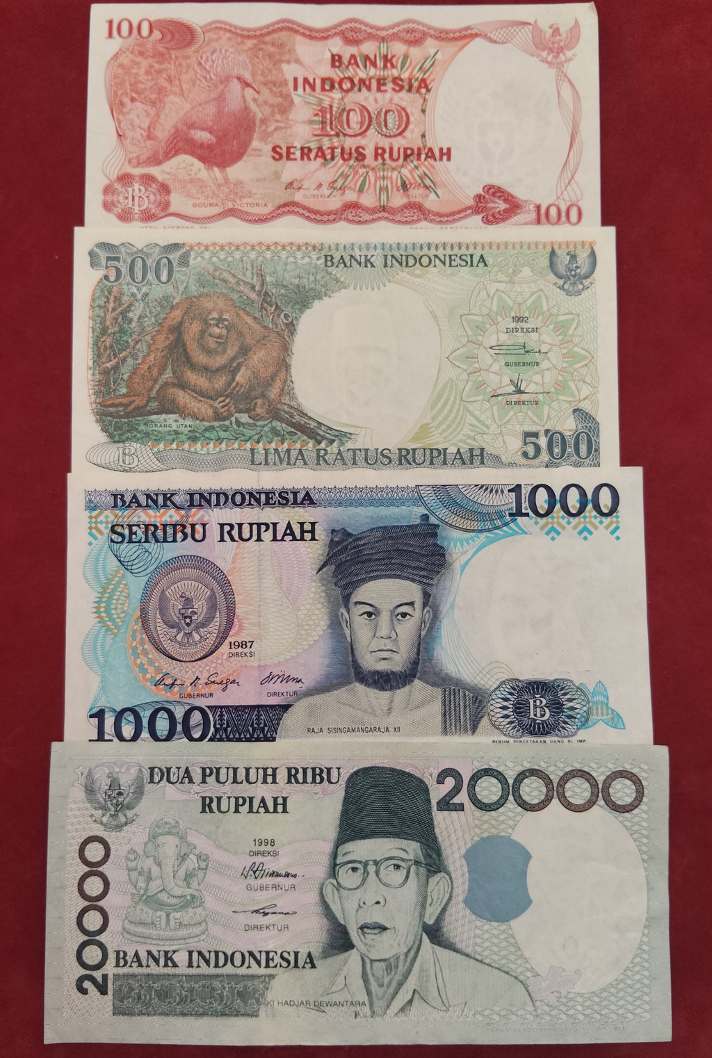 BANK OF INDONESIA 100 ,500 ,1000 ,20000 RUPIAH (D579)