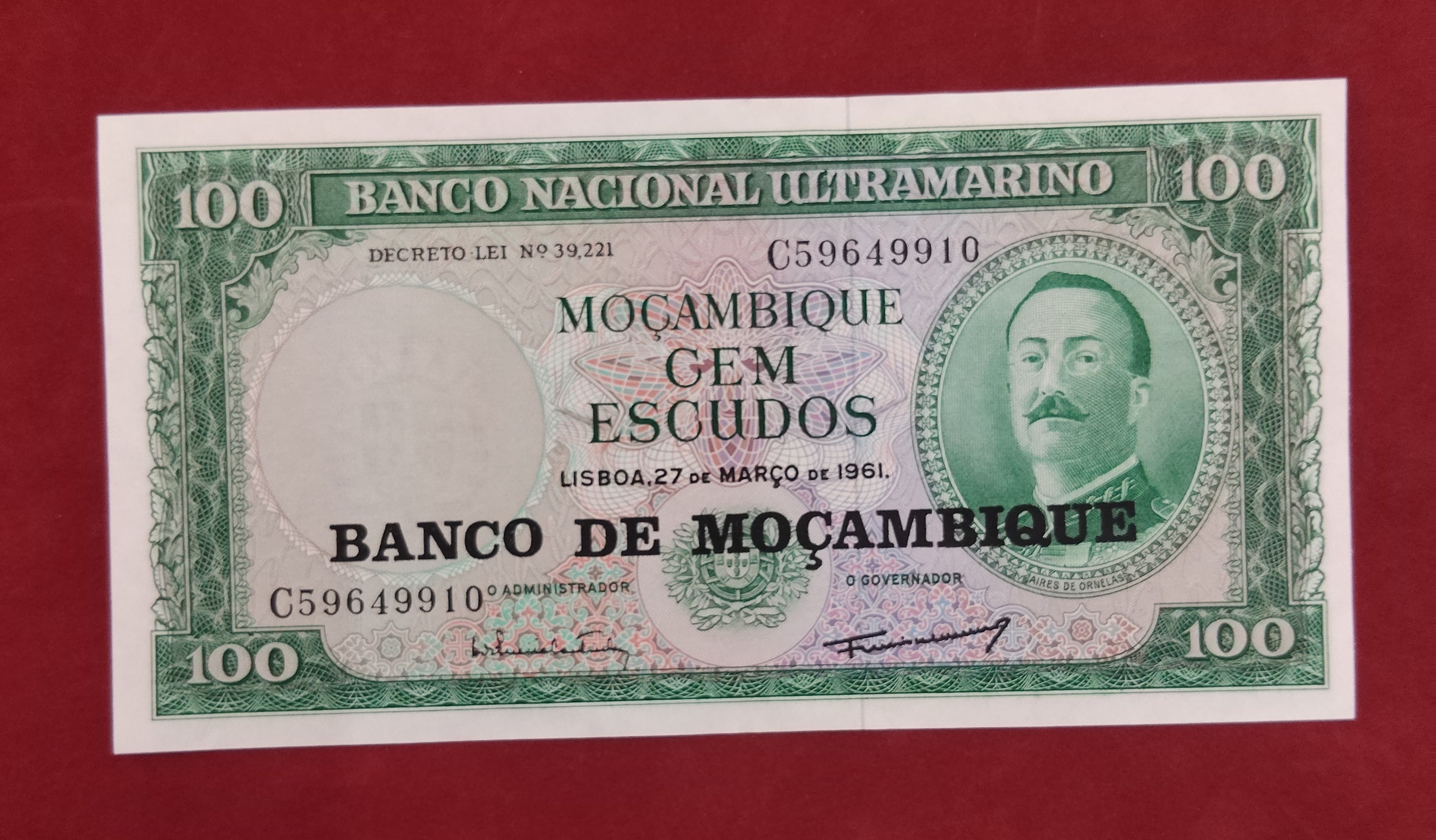 NATIONAL BANK OF MOCAMBIQUE 100 ESCUDOS (C291)