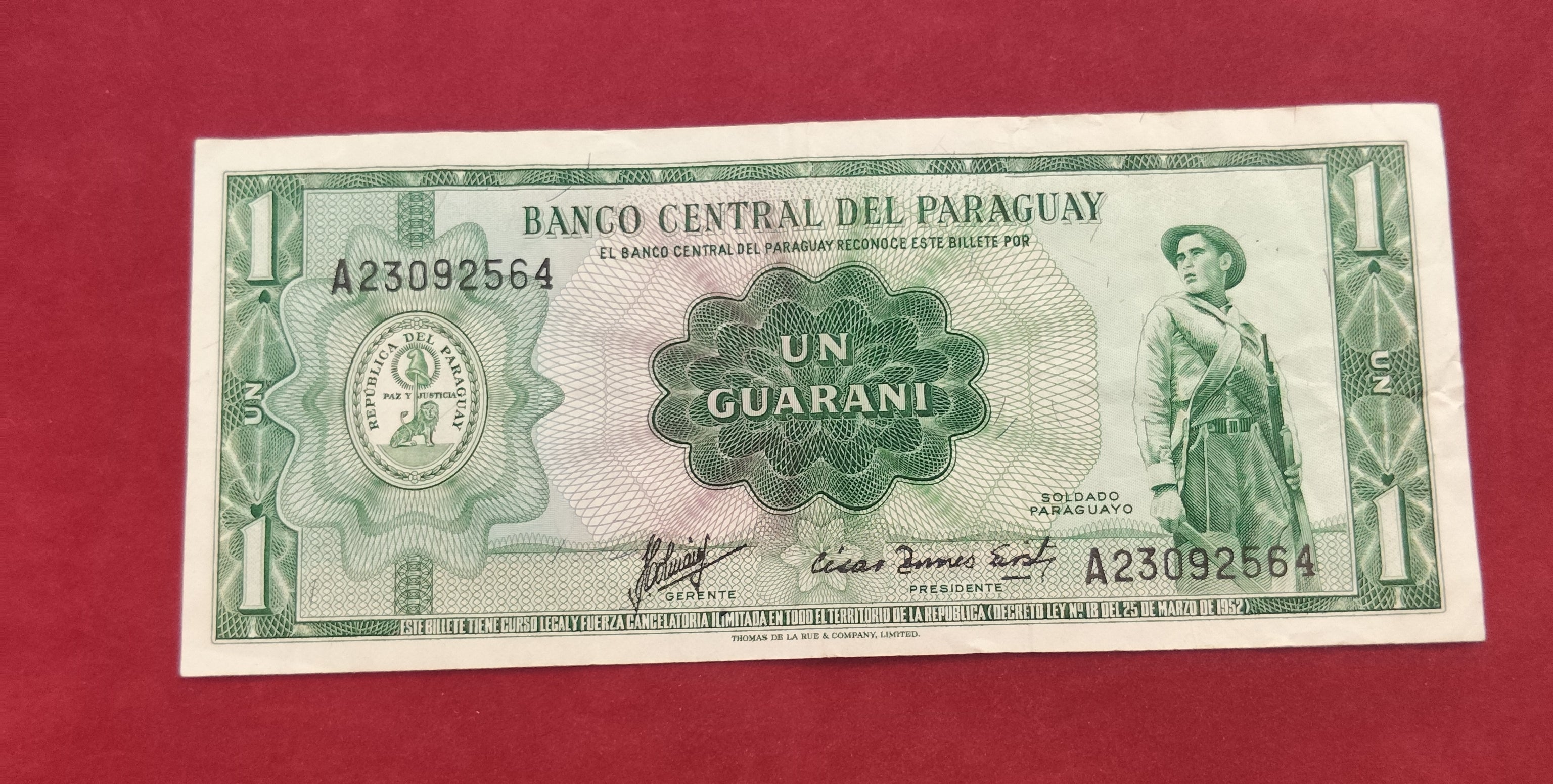 CENTRAL BANK OF PARAGUAY 1 GUARANI (D702)