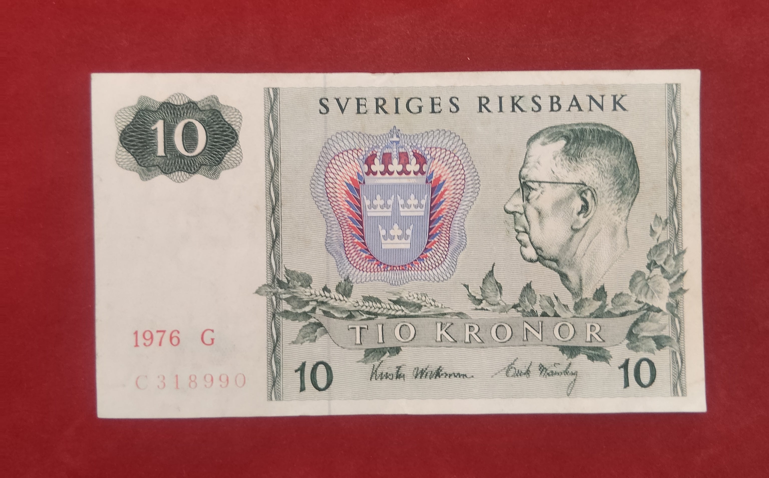 BANK OF SWEDEN 10 KRONOR (C239)