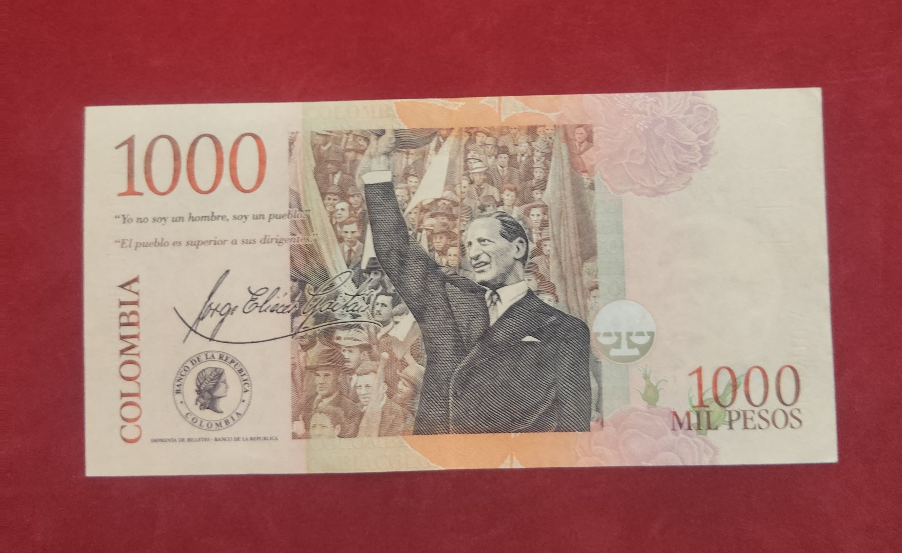 BANK OF COLOMBIA 1000 PESOS (Y222)