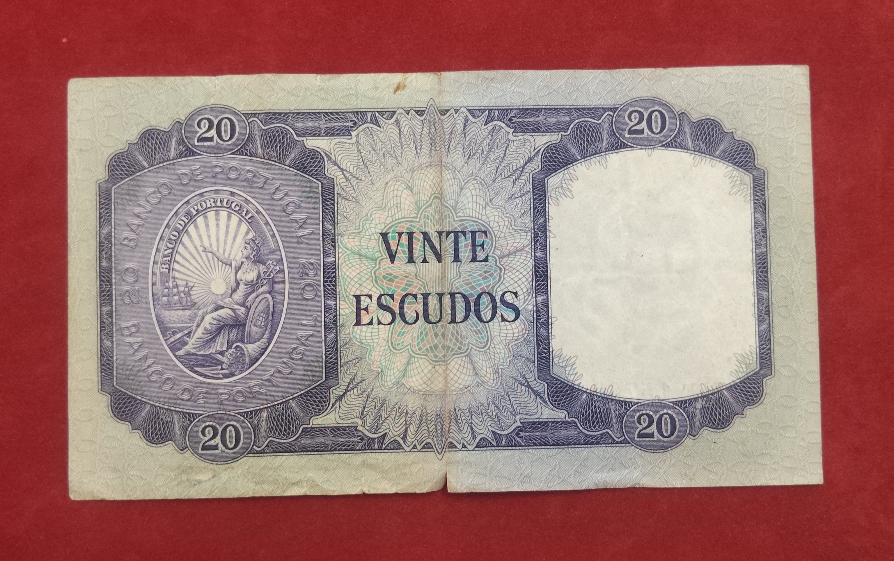 BANK OF PORTUGAL 20 ESCUDOS (D862)
