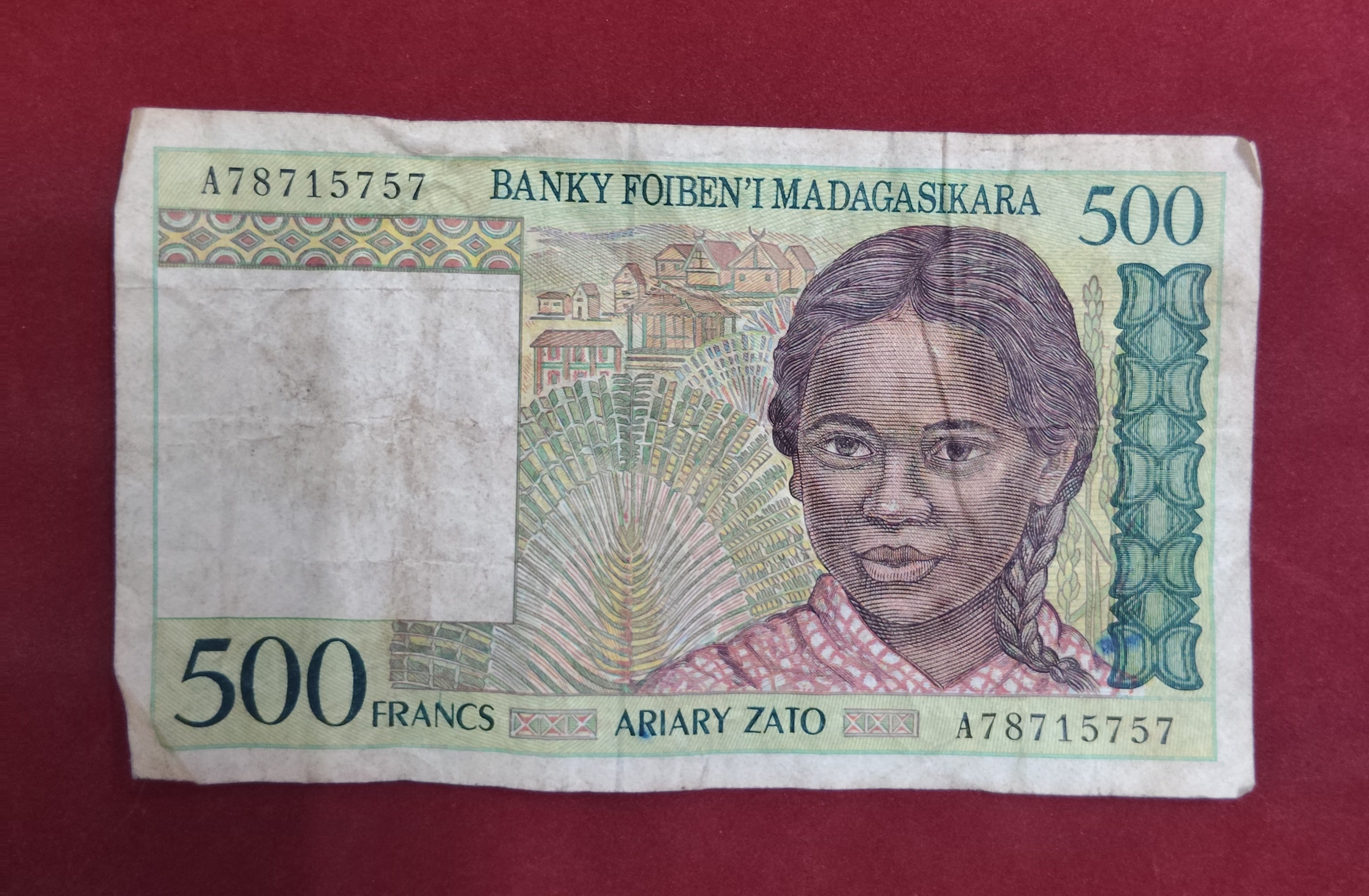 BANK OF MADAGASIKARA 500 FRANCS
